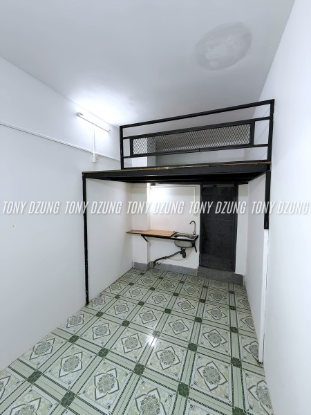 PHÒNG GÁC CÓ CỬA SỔ TRỜI THOÁNG - NGAY DƯƠNG QUẢNG HÀM - GẦN ĐH VĂN LANG