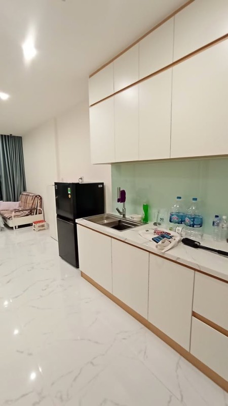 Cho thuê căn 3PN chung cư Thuỷ Lợi ( Hyco4), Nguyễn Xí đã có sẵn nội thất giá 15tr5/th