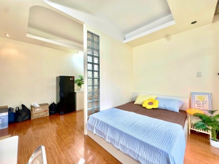 CĂN HỘ DỊCH VỤ 35M² TÁCH BẾP CÓ BAN CÔNG RIÊNG – TRẦN BÌNH TRỌNG BÌNH THẠNH RỘNG RÃI THOÁNG MÁT