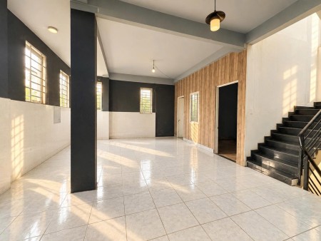 Căn hộ 2PN tách bếp, có phòng khách rộng, dt 70m2 ngay Khu Dân Cư Vĩnh Lộc Bình Tân 5,2tr/ tháng