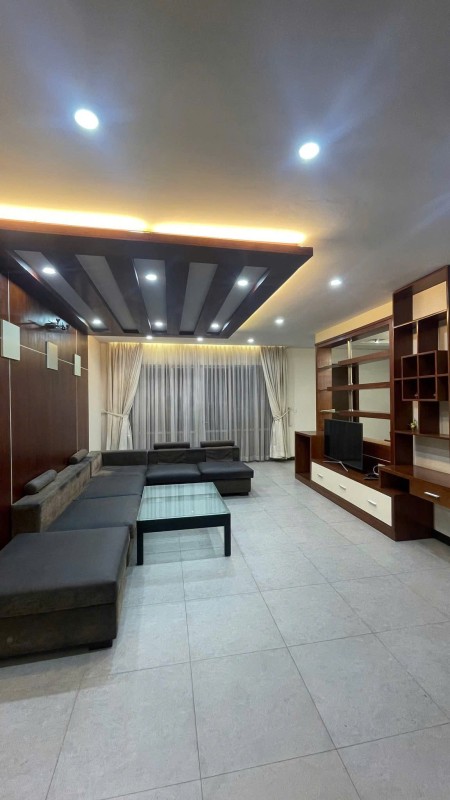 Chính Chủ Cho Thuê Căn Góc The Everrich 1, Quận 11 - 161m² (3PN, 3WC) - Full Nội Thất - Lầu Cao