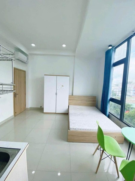 Siêu phẩm mặt tiền gần Hoàng Diệu 2, ngã 4 Thủ Đức, Đẩy đủ nội thất