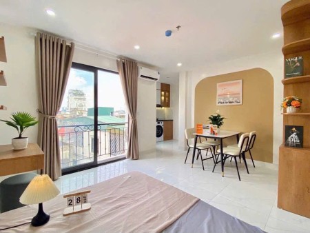 PHÒNG MỚI XÂY GIÁ TỐT HOÀNG HOA THÁM_FULLNỘI THẤT_BAN CÔNG_GẦN ETOWN CỘNG HOÀ