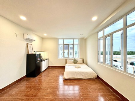 Khai trương dự án mới thoáng, an ninh gần bến xe