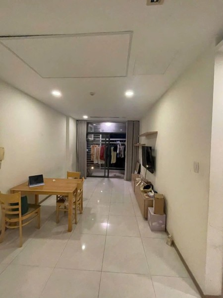 Oriental Plaza-Âu cơ Tân Phú, 2PN full NT Giá 10,5 tr/th trống sẵn, 75m2.