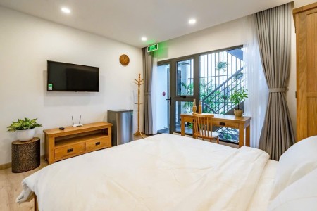 PHÒNG FULL NỘI THẤT BAN CÔNG HUỲNH VĂN BÁNH PHÚ NHUẬN DỌN VÀO Ở NGAY TIỆN NGHI YÊN TĨNH