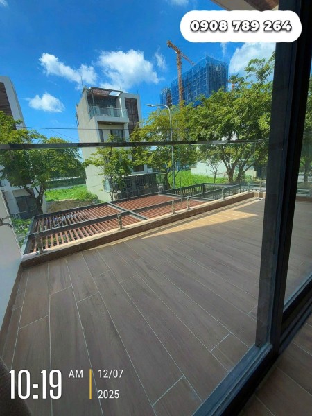 CHDV cát lái siêu đẹp 35m2 full nt 5tr5 có ban công ở được ngay