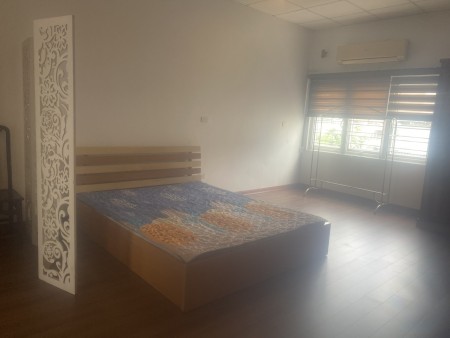 Chính chủ cho thuê phòng trọ mặt ngõ rộng 285 Đội Cấn. TL 0963893586