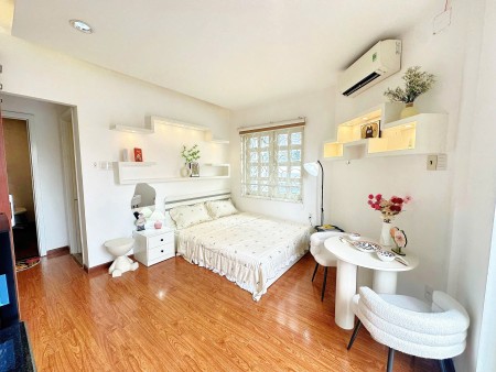 Khai trương căn 40m² ban công lớn thoáng- đẹp- mới giáp quận 1- trương quốc dung, phú nhuận