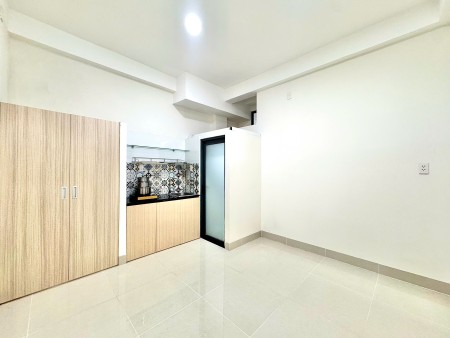 Phòng mới xây sạch đẹp trang thiết bị mới - Bùi Đình Túy gần Học Viện Cán Bộ
