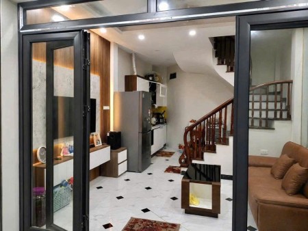 Cho thuê nhà riêng 5 tầng cực đẹp Ngõ Quỳnh - Bạch Mai - Hai Bà Trưng
