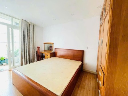 Chung Cư Ngô Tất Tố căn 2p ngủ, nội thất giá 12tr/th