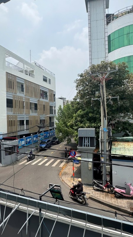 Đi đến slide 8