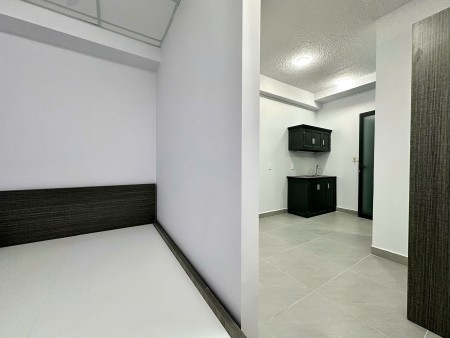 STUDIO CỬA SỔ TRỜI THOÁNG MÁT NGAY LUỸ BÁN BICH, VƯỜN LÀI
