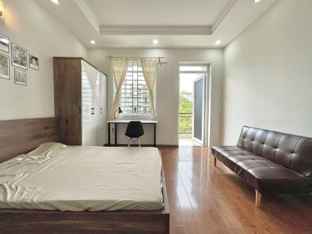 Cho thuê căn hộ Bình Lợi ban công siêu rộng – gần Văn Lang, HUTECH – Bình Thạnh