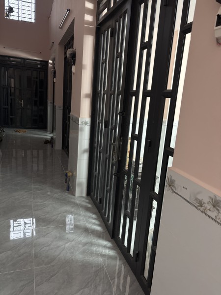 Phòng trọ giá rẻ có lối đi, điện nước riêng, mặt tiền đường, gần trường ĐHSP, ĐH Mở Tphcm