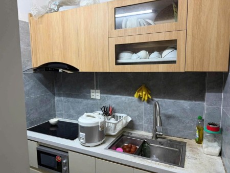 Nhà riêng 2p ngủ- đường Cô Giang-Cầu Kiều, sẵn nội thất giá 15tr/tháng