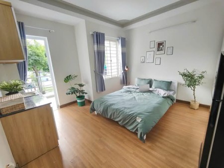 Cho Thuê Căn Hộ Studio Ban Công - Cửa Sổ Trời Ngay Nguyễn Văn Khối