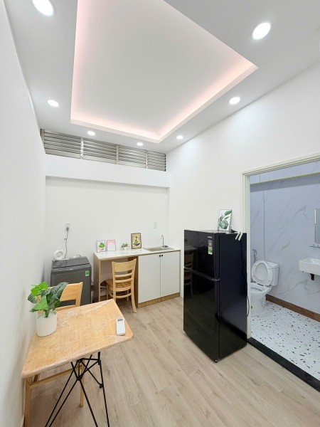 PENTHOUSE GIỮA LÒNG PHỐ ẨM THỰC PHAN XÍCH LONG Địa chỉ: HOA LAN , PHÚ NHUẬN