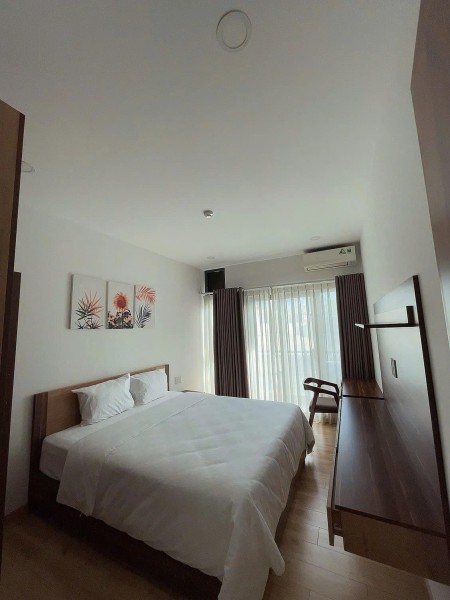Căn hộ Ruby Garden căn góc- ban công, 2p ngủ, rộng 87m2, 10,5tr/th