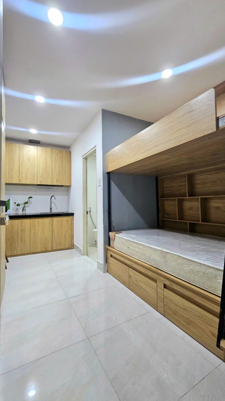 Phòng trọ full nội thất cửa sổ trời gần Chợ Nguyễn Văn Trỗi – Lê Văn Sỹ, Quận 3