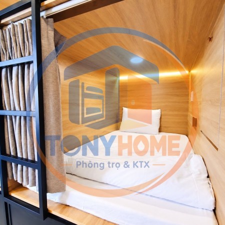 KTX NỮ QUẬN 1 – CÓ BAN CÔNG – BẾP & WC RIÊNG TỪNG PHÒNG - GẦN ĐH VĂN LANG