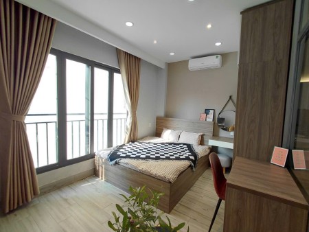 PHÒNG MỚI 40m2 BAN CÔNG THOÁNG SIÊU ĐẸP FULL NỘI THẤT GIÁP QUẬN 1- HỒ VĂN HUÊ, PHÚ NHUẬN