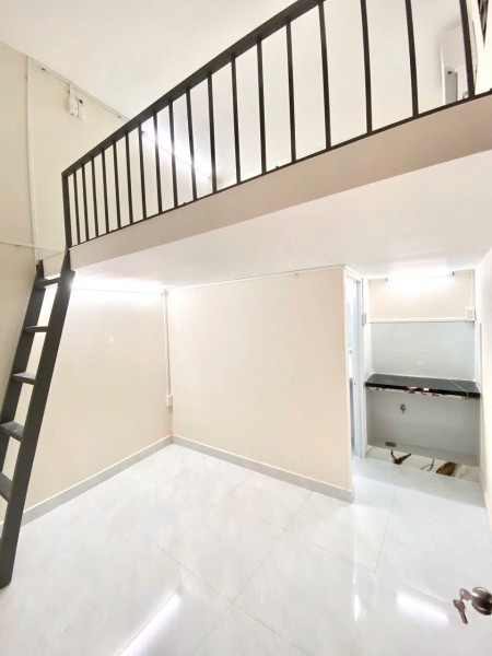 CHO THUÊ PHÒNG TRỌ DUPLEX - CÓ MÁY LẠNH