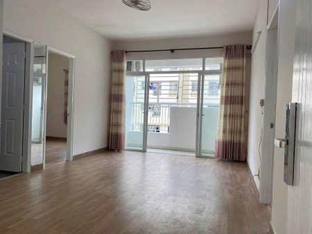 Căn Hộ Oriental Plaza- 116m2, 3PN, Nội thất cơ bản, giá 13.5 tr/th