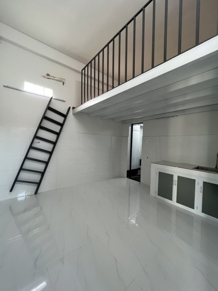 Phòng Mới Xây - Có Gác Máy Lạnh Mới - Ngay Khu CNC - Gần Global City - 25m2 An Ninh Sạch Sẽ