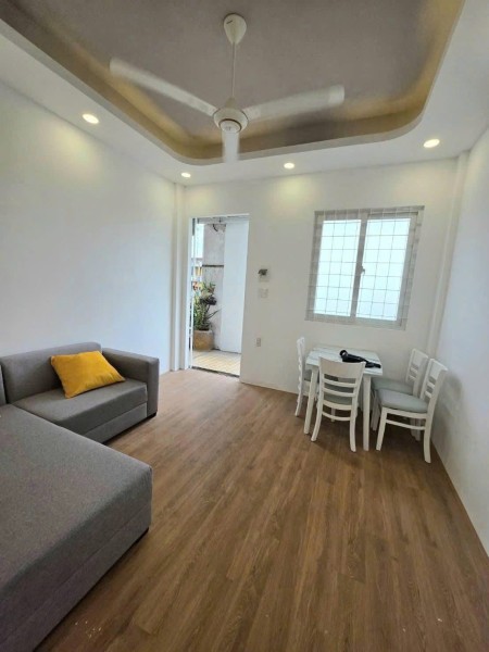Chung cư Hoàng Sa-Q.3 thang bộ lầu 2, đầy đủ nội thất 1PN, GIÁ 8 TR/TH