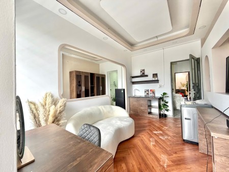 Căn hộ xinh xắn – full nội thất – dọn vào ở ngay! Vị trí : Nguyễn Thị Định , Quận 2
