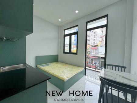 PHÒNG CÓ BAN CÔNG RỘNG VÀ CỬA SỔ LỚN THOÁNG FULL NỘI THẤT ĐƯỜNG NGUYỄN ĐÌNH CHIỂU PHÚ NHUẬN, SÁT Q1