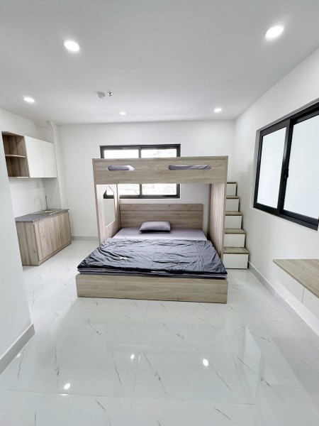 CHDV MỚI XÂY FULL NỘI THẤT CAO CẤP GẦN CÔNG VIÊN LÀNG HOA