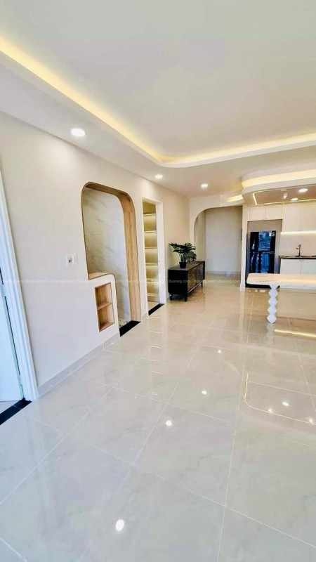 Cho thuê căn hộ Carina Plaza, diện tích 99m, 2pn, 2wc nhà có nội thất, giá thuê 8,5tr