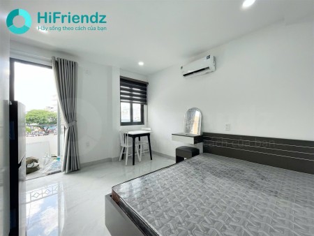 PHÒNG CÓ BAN CÔNG RỘNG CỬA SỔ THOÁNG FULL NỘI THẤT XÔ VIẾT NGHỆ TĨNH BÌNH THẠNH, GẦN UTH HUTECH UEF