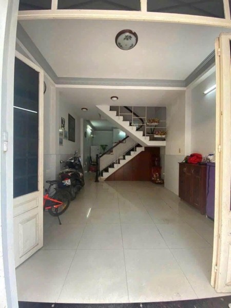Nhà riêng 1/Phan Đình Phùng full nội thất giá thuê 13.5 tr/th 2PN 95m2
