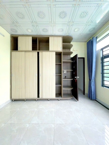 Cần cho thuê căn nhà gần Công viên làng hoa Gò Vấp- 1 trệt 2 lầu, giá 15tr/tháng
