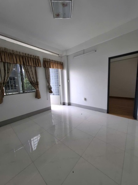 Chung cư 312 Lạc Long Quân, Q11: 1p ngủ, 7 triệu, nhà trống