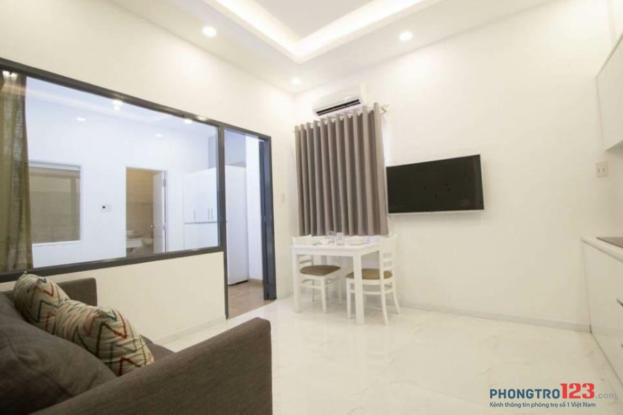 Cho thuê căn hộ dịch vụ cầu Nguyễn Văn Cừ, Quận 5 full nội thất