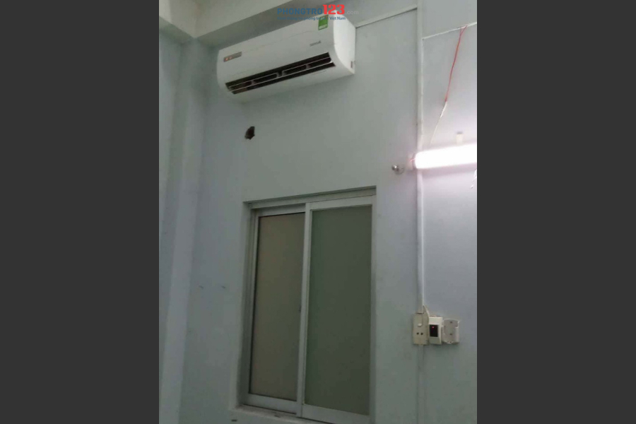 Phòng trọ máy lạnh mặt tiền đường Nguyễn Văn Lượng - Gò Vấp