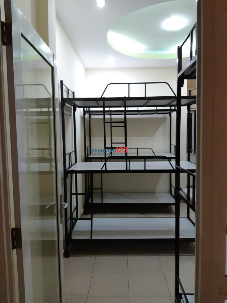 Cho thuê KTX máy lạnh 450k/tháng Quận Tân Bình