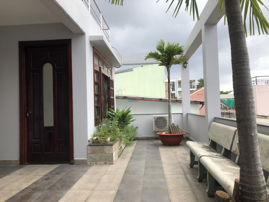 KTX Biệt thự Homestay ở ghép 1,6 triệu/người, miễn phí điện, nước, wifi, giữ xe, máy lạnh...
