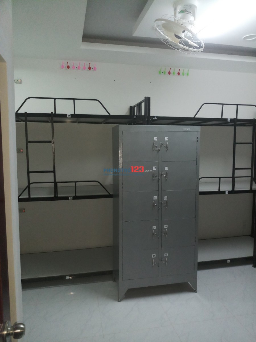 KTX máy lạnh cho thuê 450k Quận Bình Thạnh