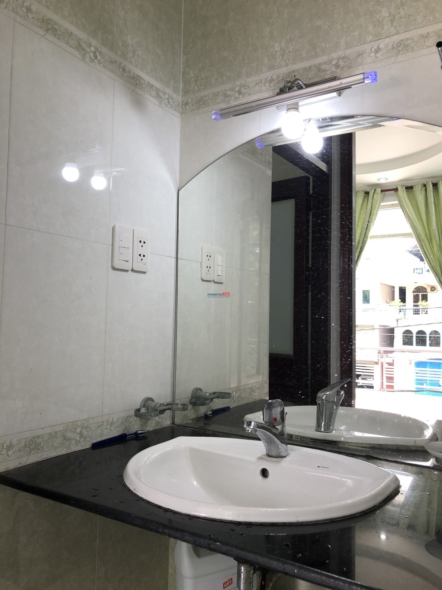 Homestay Biệt Thự gần Lotte Q.7 chỉ 1,6 tr/tháng, miễn phí: điện, nước, wifi, giữ xe, vệ sinh KTX