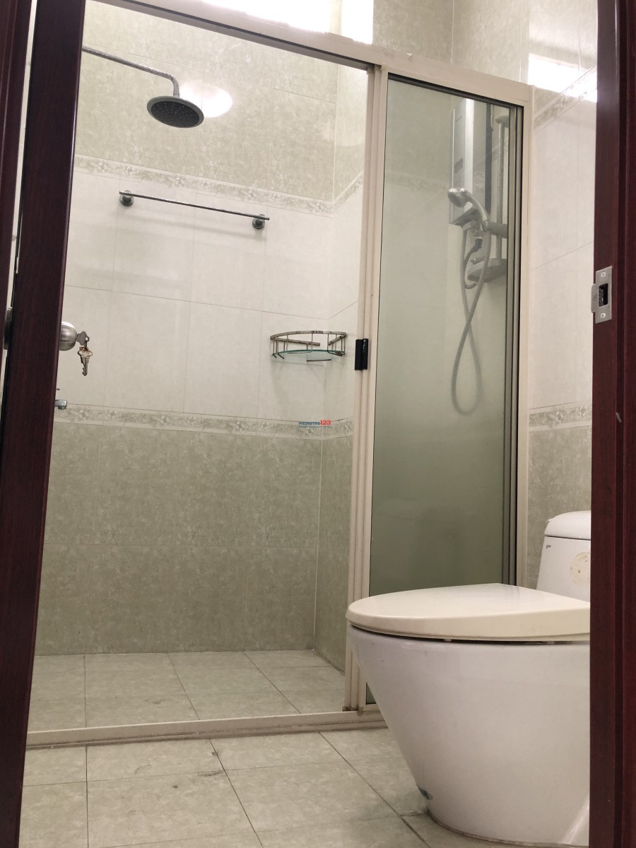 Homestay Biệt Thự gần Lotte Q.7 chỉ 1,6 tr/tháng, miễn phí: điện, nước, wifi, giữ xe, vệ sinh KTX