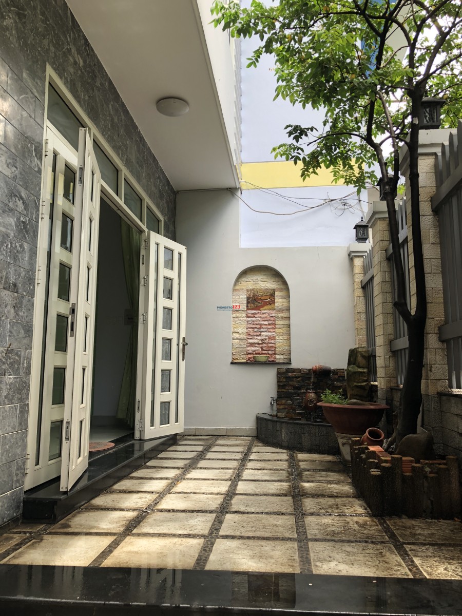 Homestay Biệt Thự gần Lotte Q.7 chỉ 1,6 tr/tháng, miễn phí: điện, nước, wifi, giữ xe, vệ sinh KTX