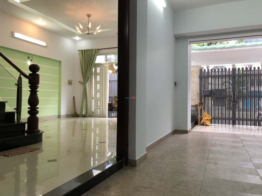 Homestay Biệt Thự gần Lotte Q.7 chỉ 1,6 tr/tháng, miễn phí: điện, nước, wifi, giữ xe, vệ sinh KTX