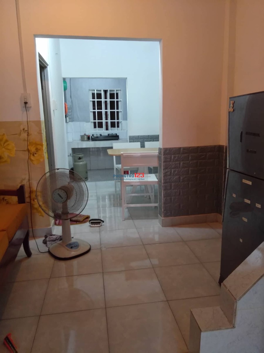 Tìm nam ở ghép trong phòng 4 người ở Điện Biên Phủ gần ngã tư Hàng Xanh