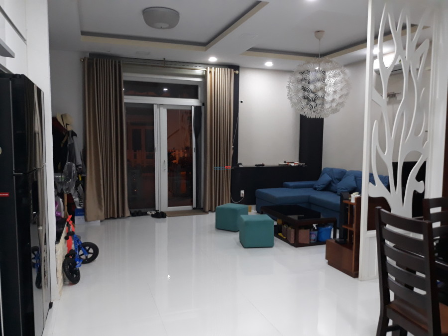 Cho thuê biệt thự Mega Ruby Khang Điền - 3PN 3WC, đầy đủ nội thất giá cực hấp dẫn chỉ 15tr/tháng
